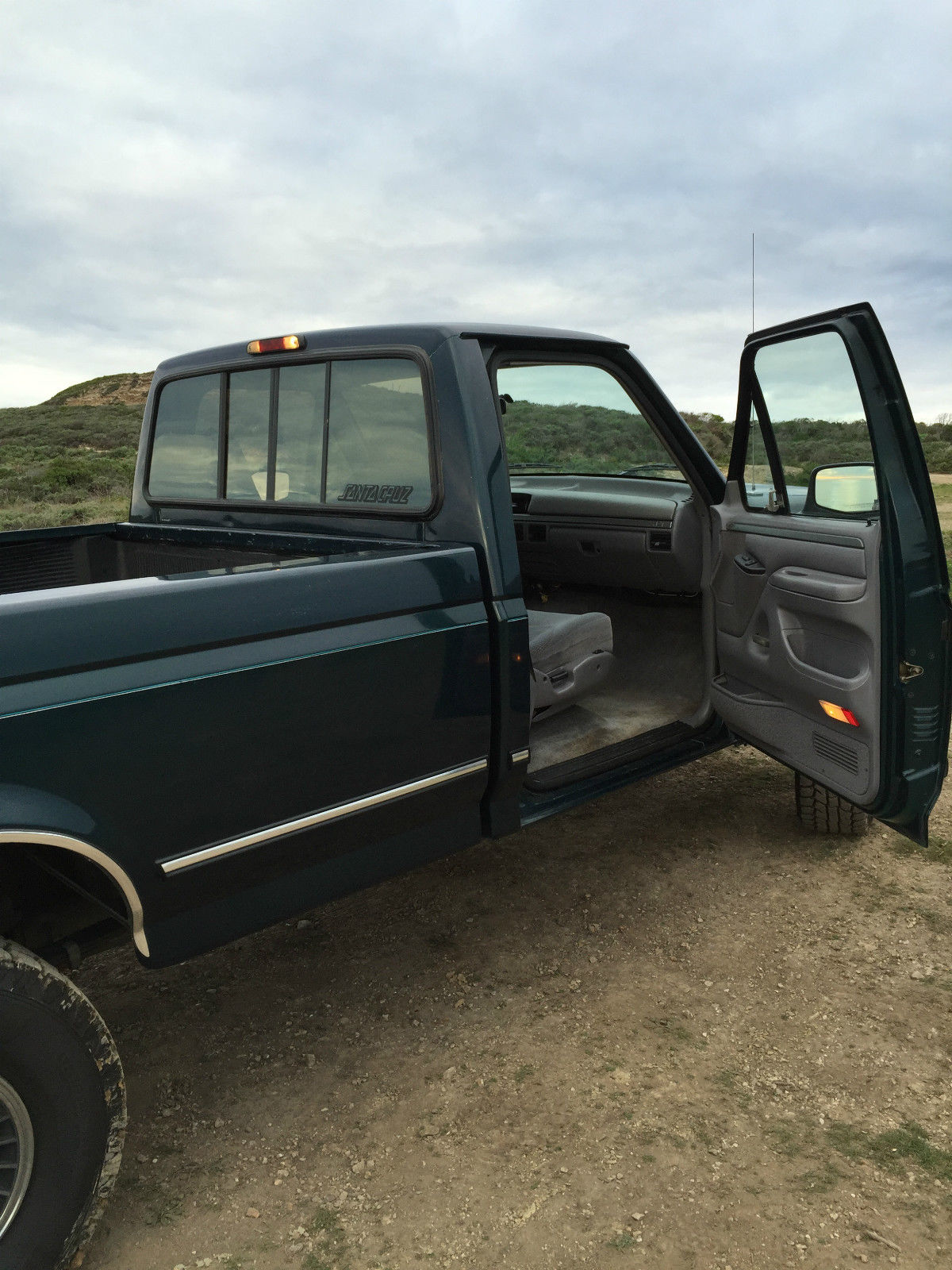 1994 Green Ford F-250 Standard Cab Pickup