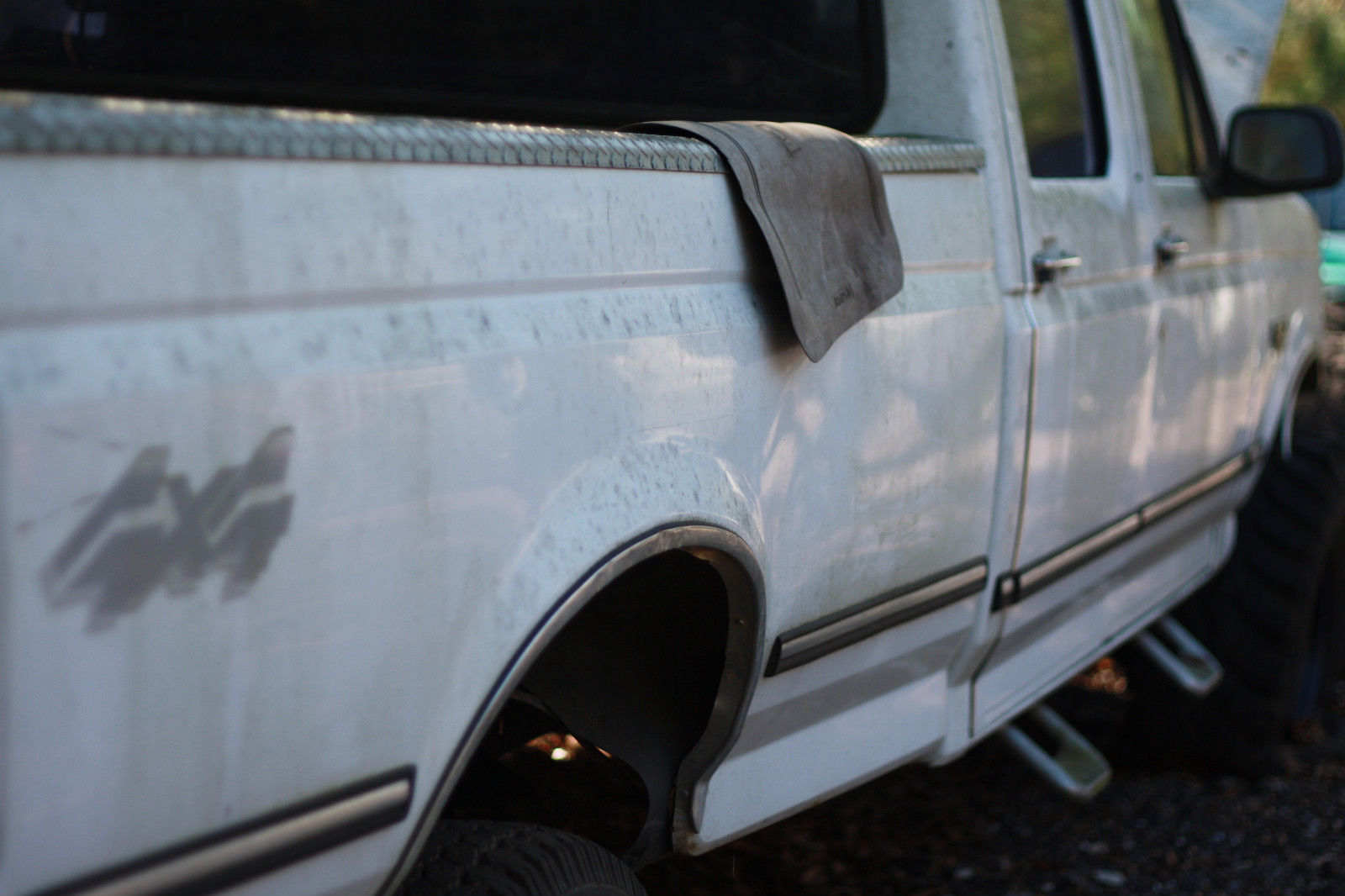 1994 White Ford F-350