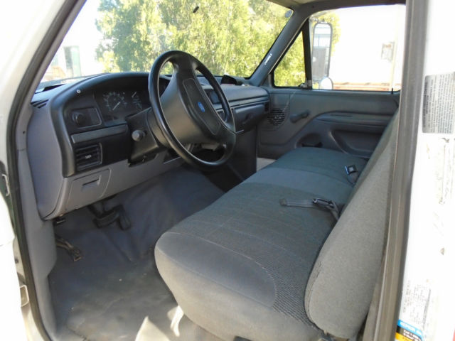 1994 Orange Ford F-350 box van