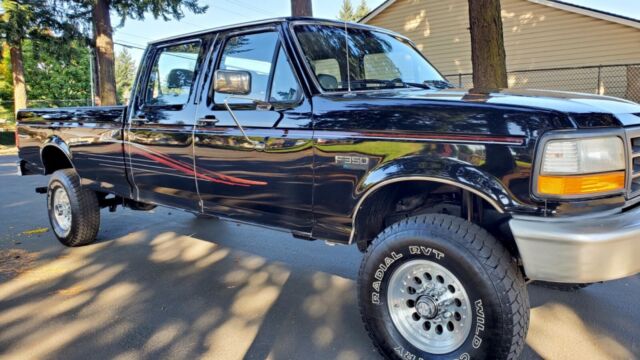 1994 Black Ford F-350 Crew Cab Pickup