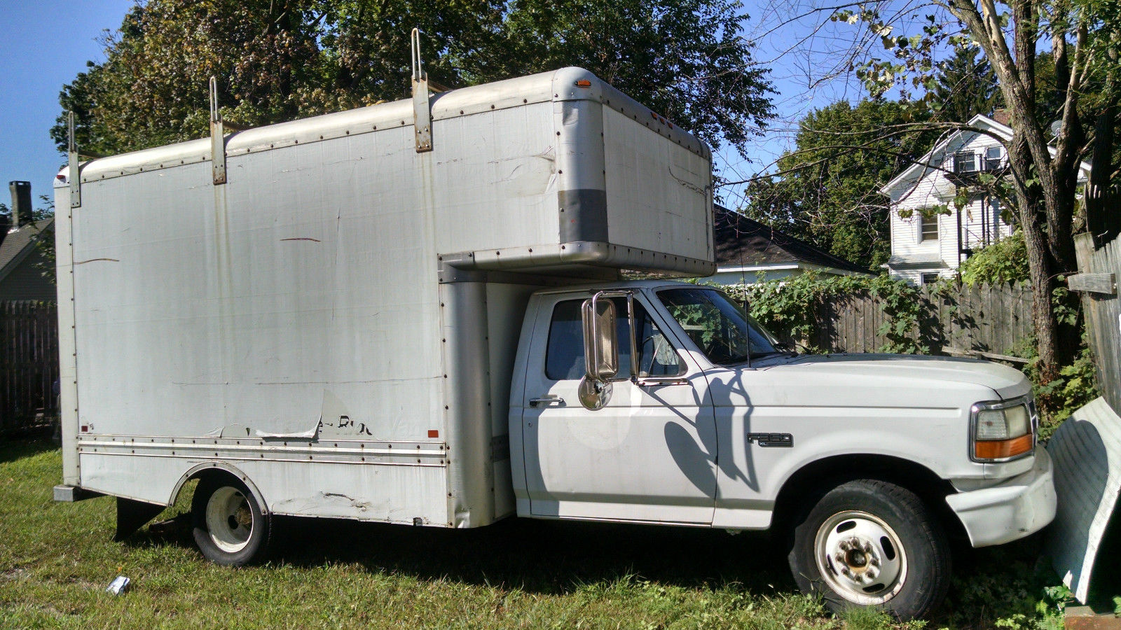 1994 White Ford F-350 Cab &- Chassis
