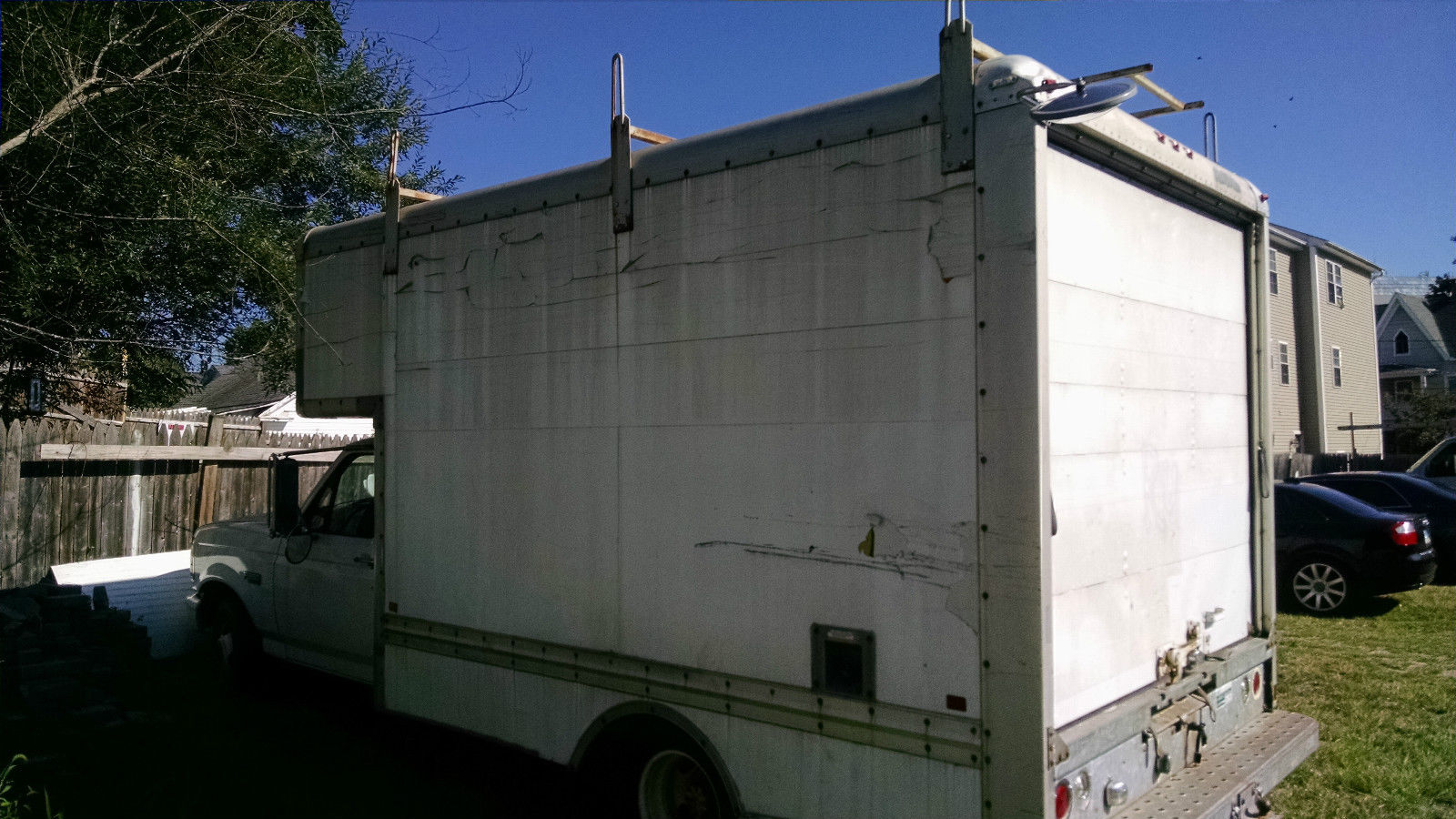 1994 White Ford F-350 Cab &- Chassis