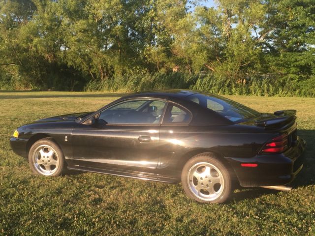 1994 Black Ford Mustang Coupe