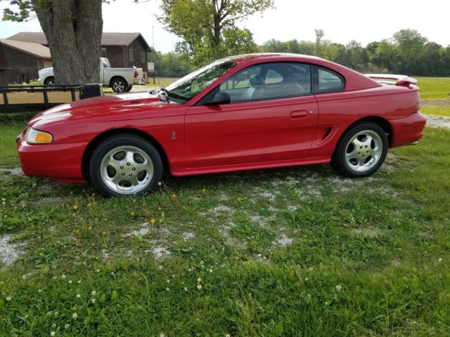 1994 RED Ford Mustang