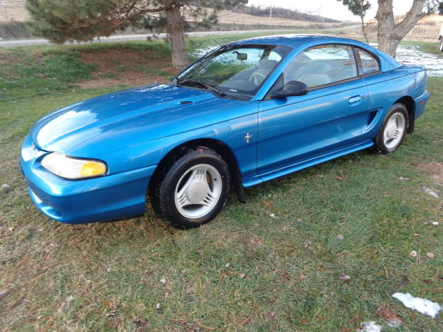 1994 Blue Ford Mustang