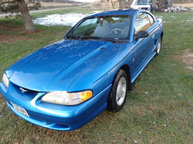 1994 Blue Ford Mustang