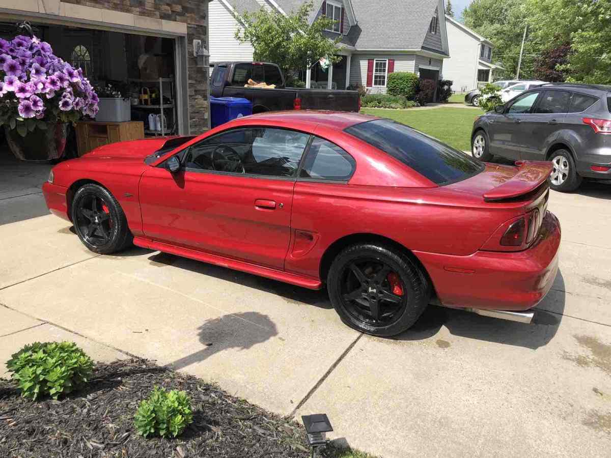 1994 Red Ford Mustang Coupe