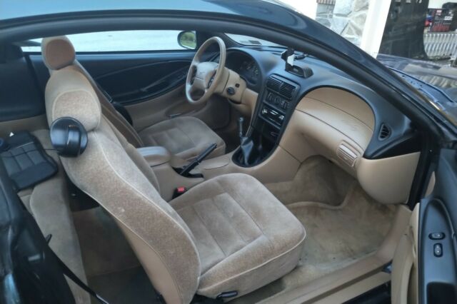 1994 Green Ford Mustang Coupe