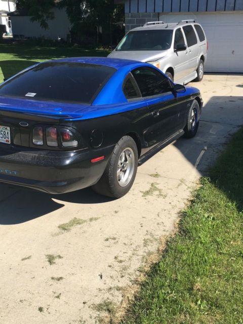 1994 Black Ford Mustang Coupe