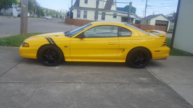 1994 Yellow Ford Mustang Coupe