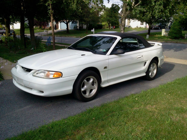 1994 White Ford Mustang Convertible