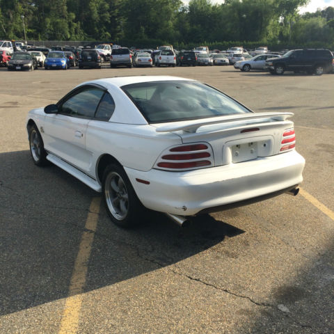 1994 WHITE Ford Mustang Coupe