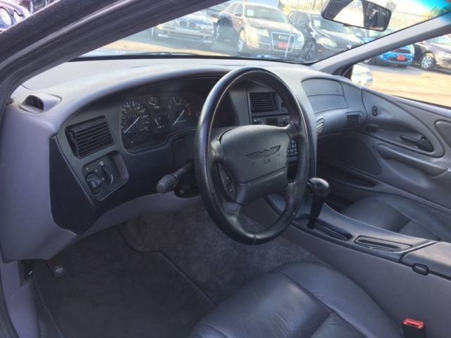 1994 White Ford Thunderbird Coupe