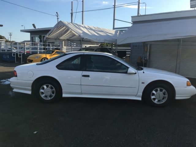 1994 White Ford Thunderbird Coupe