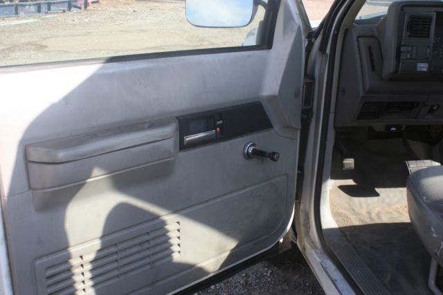 1994 White GMC Sierra 2500 Standard Cab Pickup