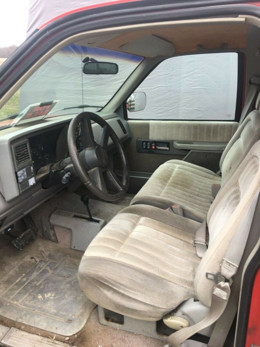 1994 Red GMC 1500 Standard Cab Pickup