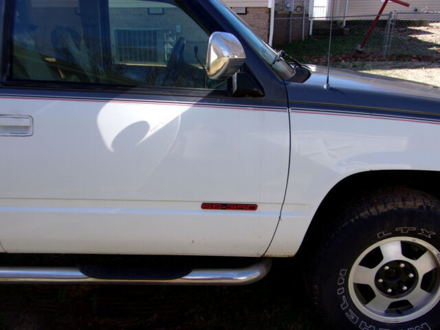 1994 White Chevrolet C/K Pickup 3500 Pickup Truck
