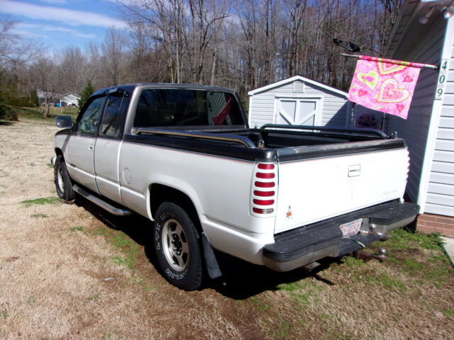 1994 White Chevrolet C/K Pickup 3500 Pickup Truck