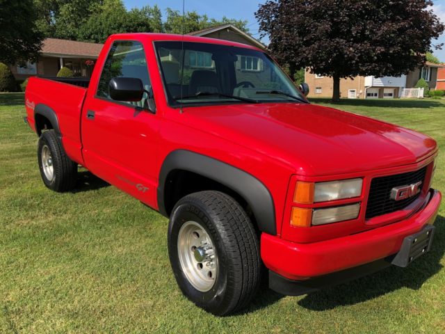1994 Red GMC Sierra 1500 Standard Cab Pickup