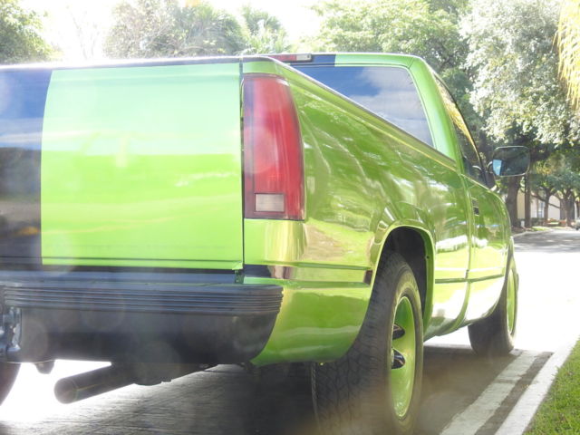 1994 GMC Sierra 1500 Standard Cab Pickup