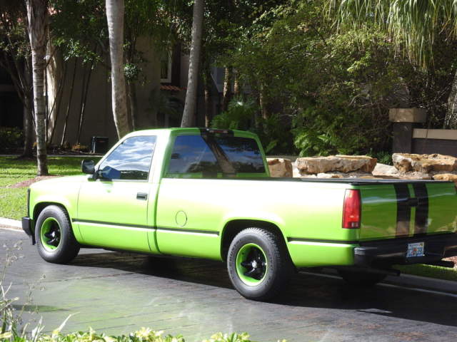 1994 GMC Sierra 1500 Standard Cab Pickup