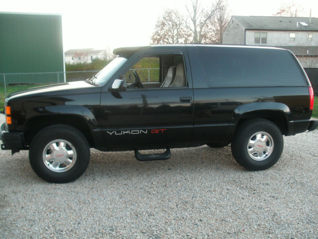 1994 Black GMC Yukon