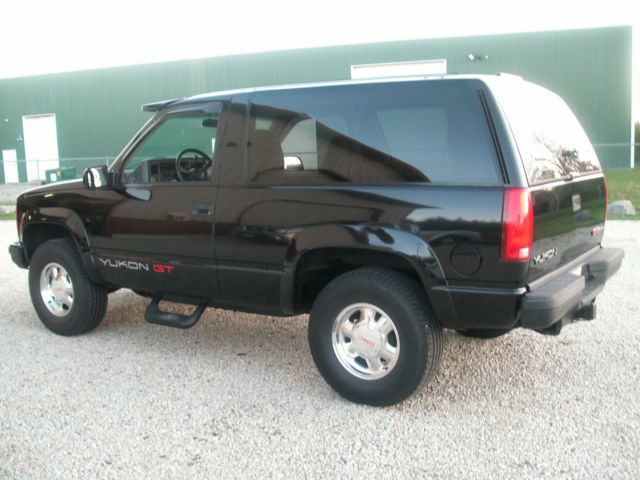 1994 Black GMC Yukon