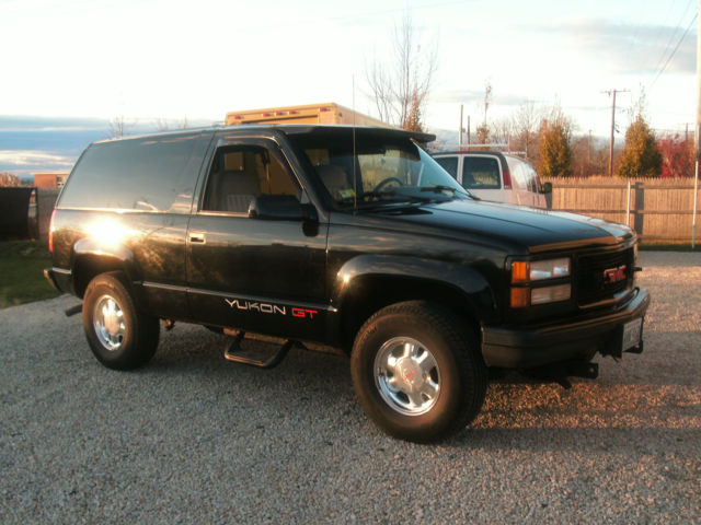 1994 Black GMC Yukon