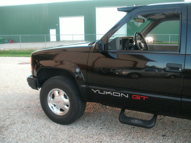 1994 Black GMC Yukon