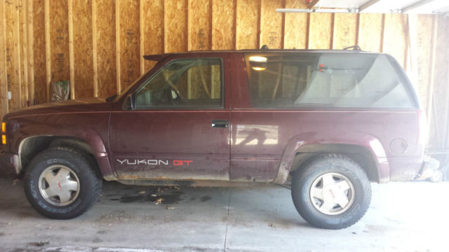 1994 Burgundy GMC Yukon