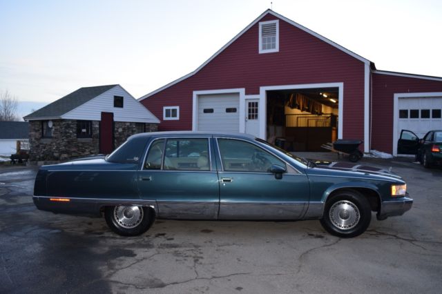 1994 Green Cadillac Fleetwood Sedan