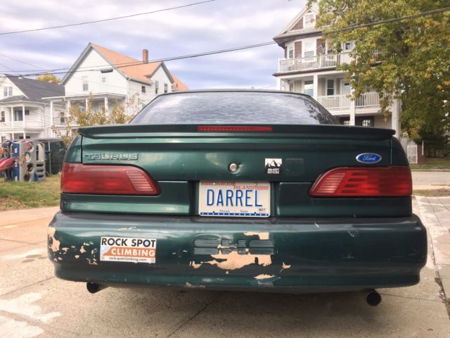 1994 Green Ford Taurus