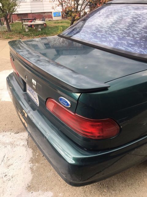 1994 Green Ford Taurus