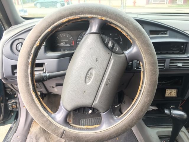 1994 Green Ford Taurus