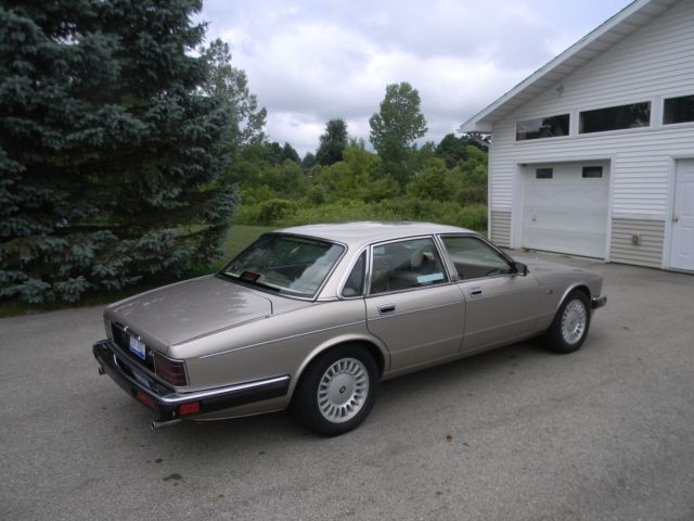 1994 Jaguar XJ12
