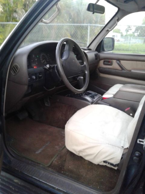 1994 Green Toyota Land Cruiser
