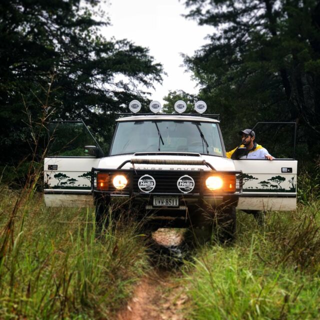 1994 White Land Rover Range Rover Wagon