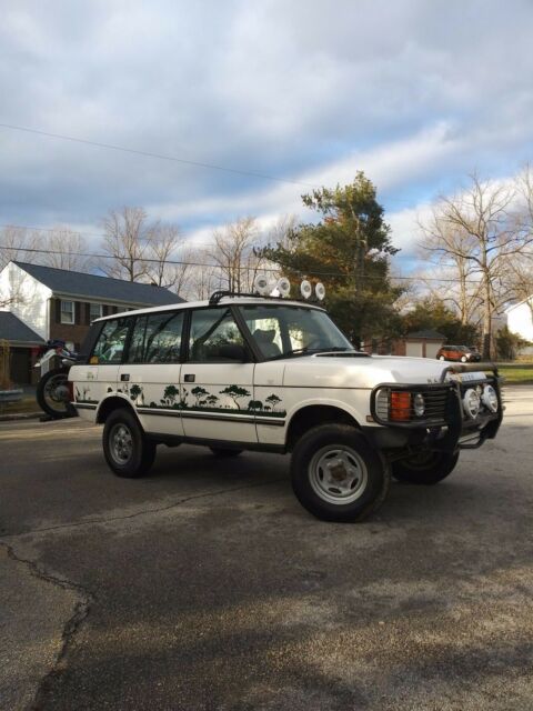 1994 White Land Rover Range Rover Wagon