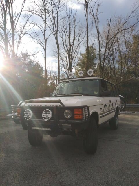 1994 White Land Rover Range Rover Wagon