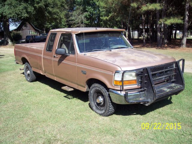 1994 Brown Ford F-150 Extended Cab Pickup