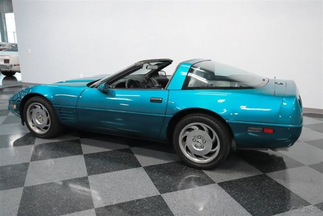 1994 Blue Chevrolet Corvette Coupe