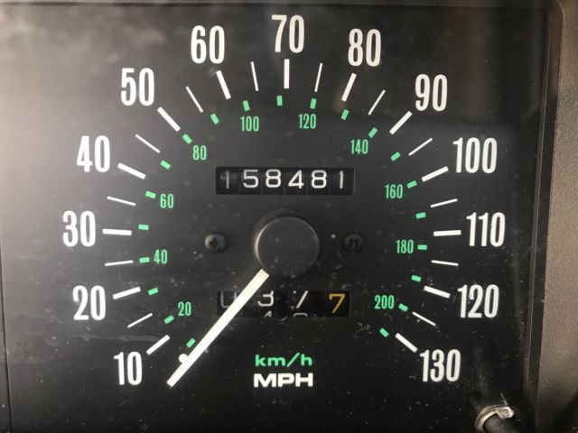 1994 White Land Rover Range Rover