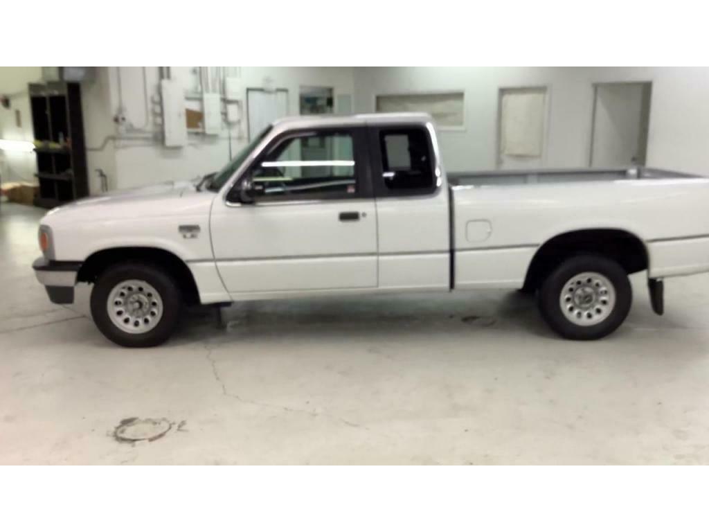 1994 -- Mazda B-Series Pickups Cab Plus 4.0L Auto