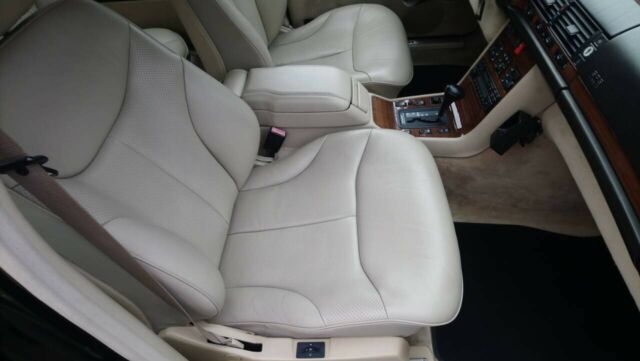 1994 Black Mercedes-Benz S-Class Sedan