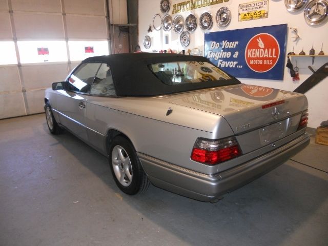 1994 Silver Mercedes-Benz E-Class Convertible