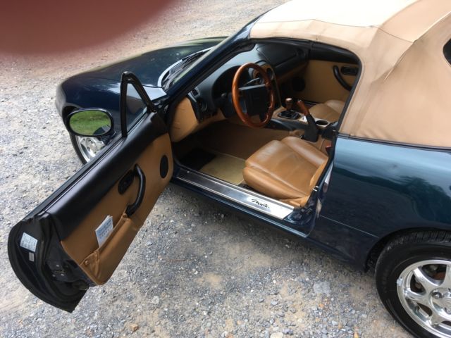 1994 Montego Blue Mica Mazda MX-5 Miata Convertible