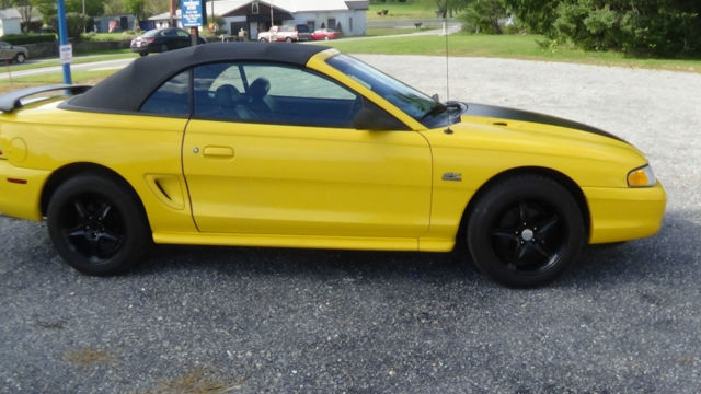 1994 Ford Mustang Convertible