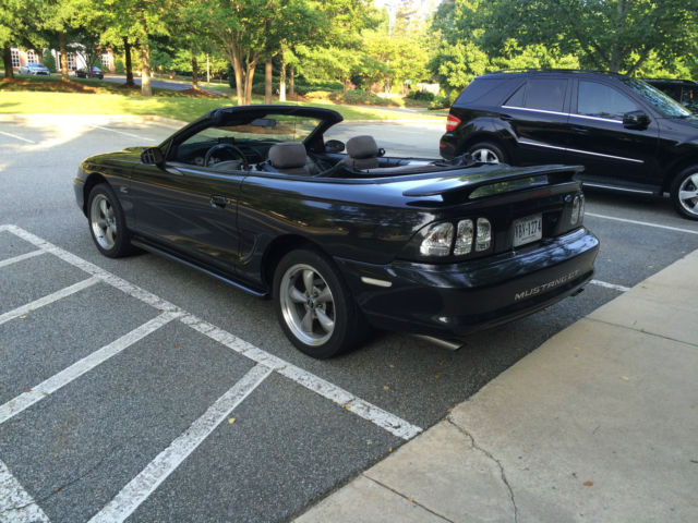 1994 BLACK Ford Mustang Convertible