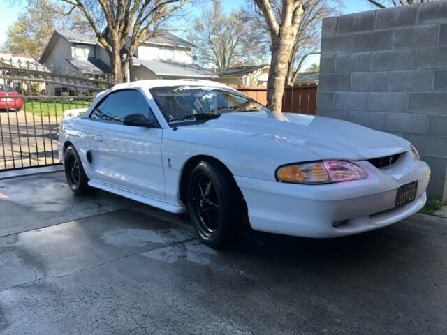 1994 White Ford Mustang Convertible