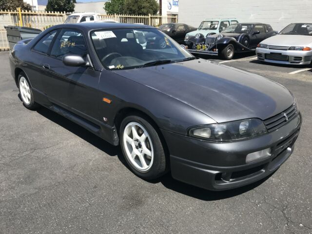 1994 Gray Nissan GT-R Coupe